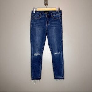 Liverpool Distressed The Crop Jeans
